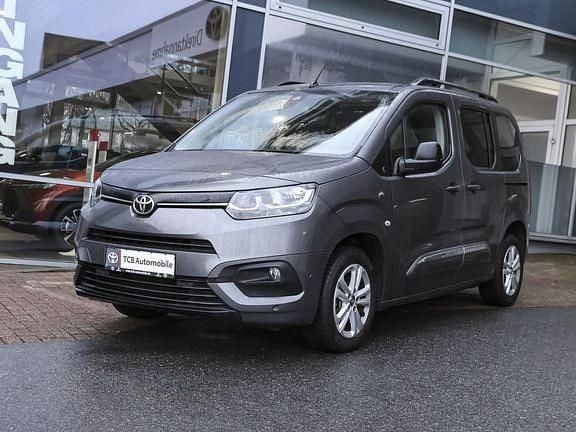 Basaltgrau Gebraucht 2022 Toyota Proace Verso City Kombi | 24.499 € (Superpreis) - Bild 1/4