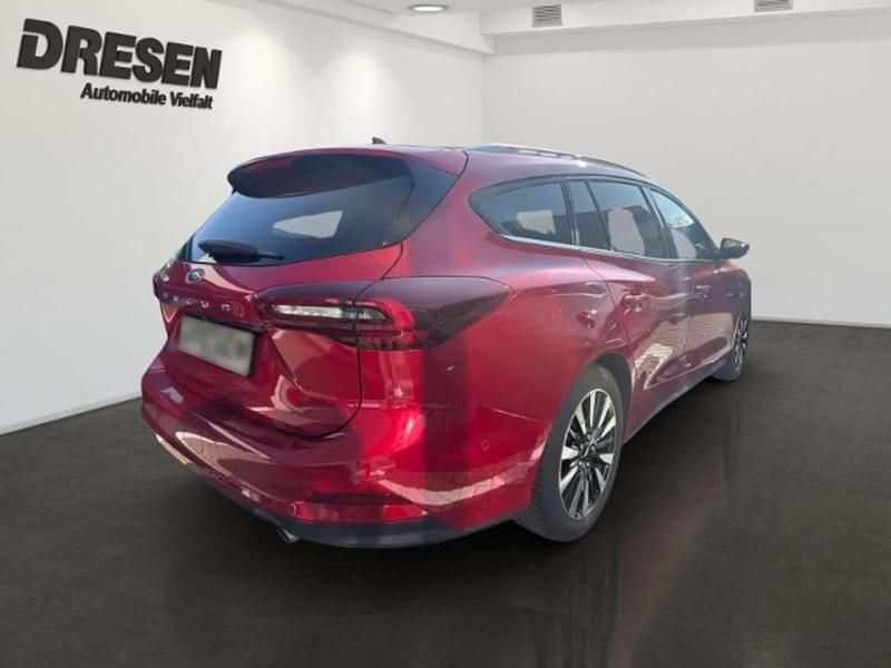 Gebraucht Ford Focus Titanium X 116 PS (85 kW) 2023 Rot Kombi