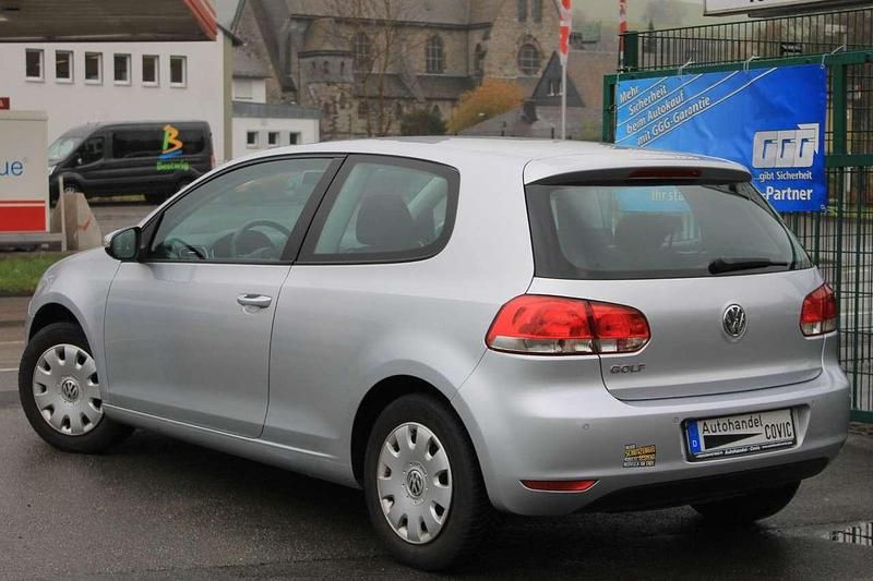 Gebraucht VW Golf VI Comfortline 80 PS (58 kW) 2009 Reflexsilber metallic Kleinwagen