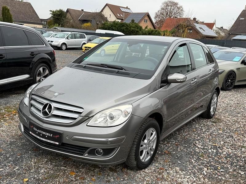 Grau Gebraucht 2007 Mercedes B150 Van / Kleinbus | 2.890 € (Fairer Preis) - Bild 1/4