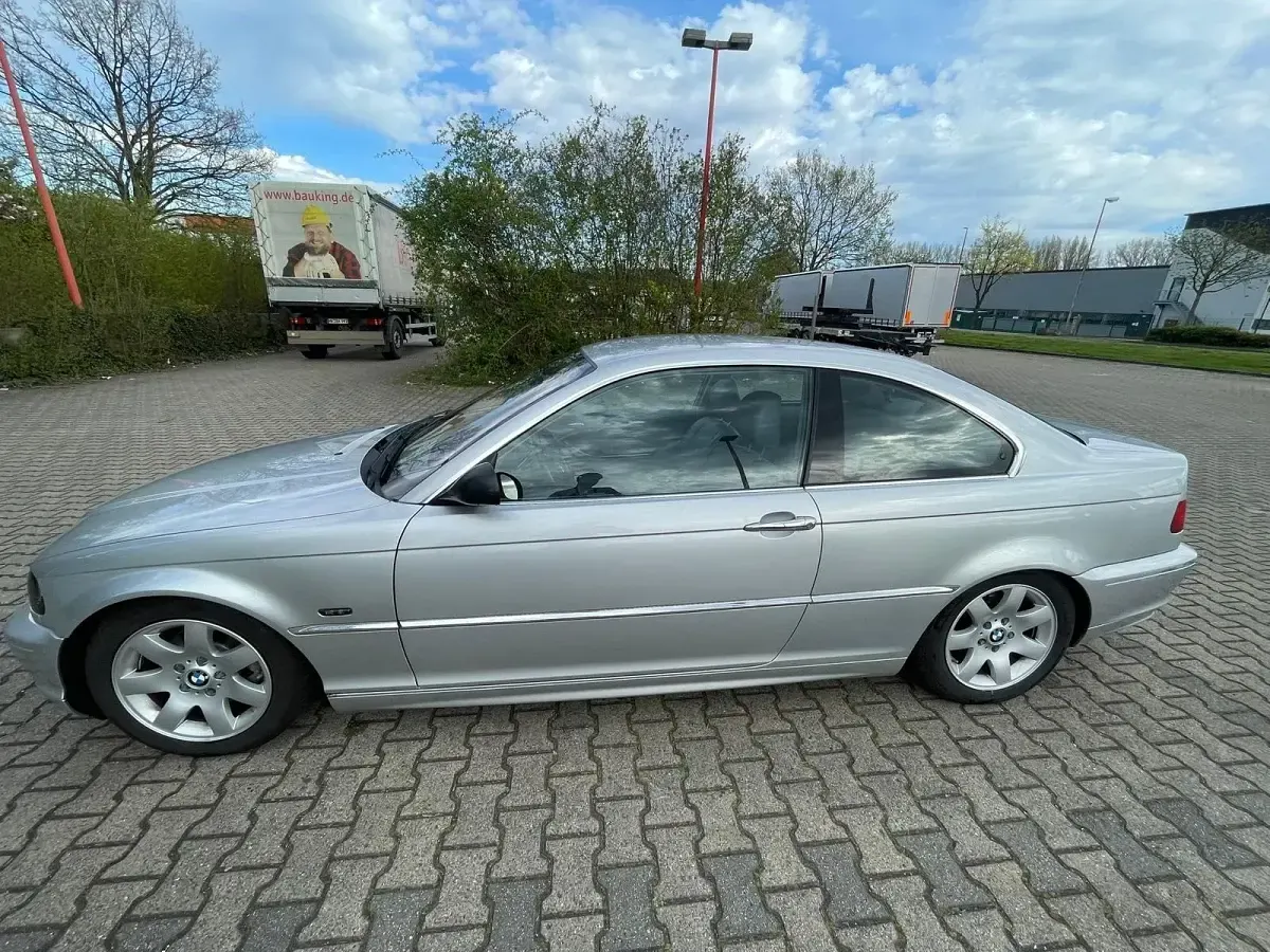 Occasion BMW 320 150 ch (110 kW) 2000 Argent Coupé