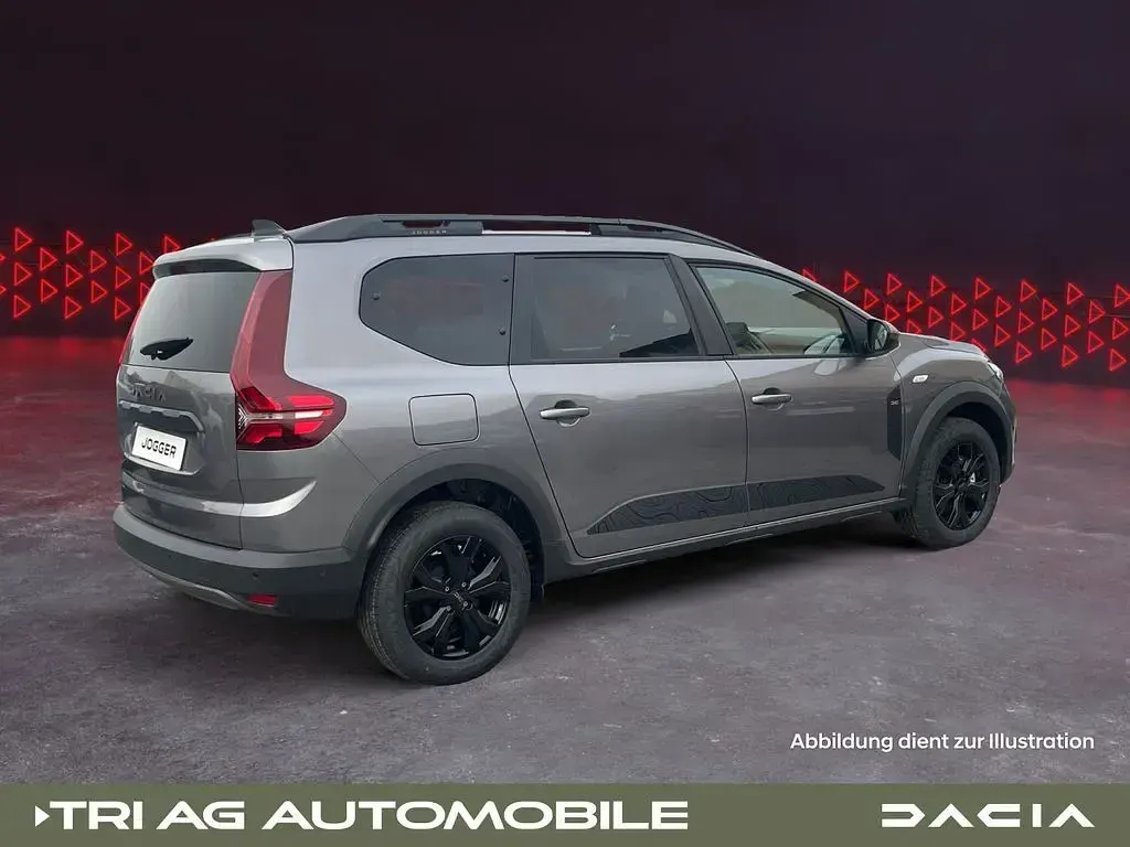 Gebraucht Dacia Jogger Extreme 141 PS (103 kW) 2025 Grau Van / Kleinbus