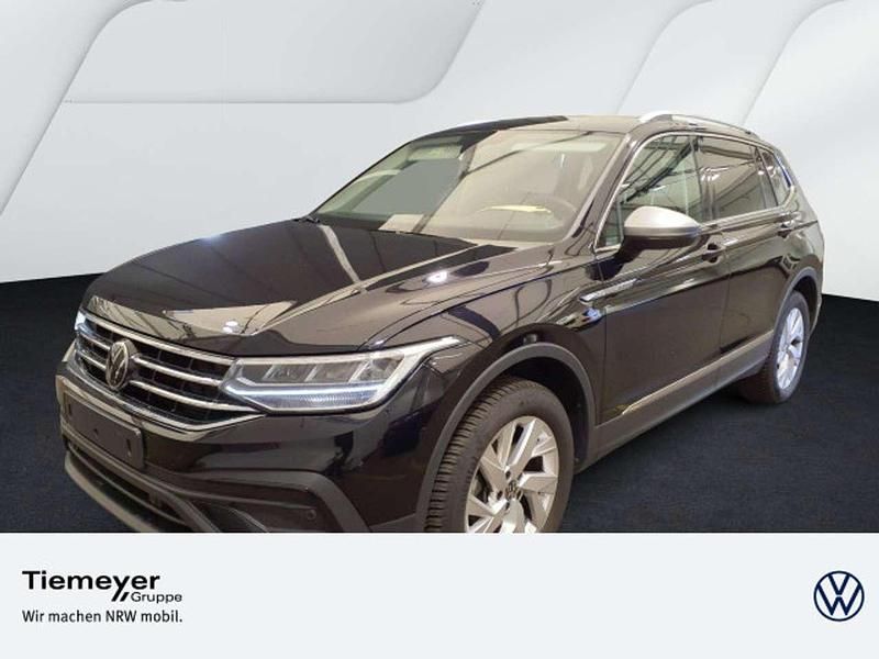 Schwarz Gebraucht 2024 VW Tiguan Allspace Life SUV | 34.790 € (Superpreis) - Bild 1/4