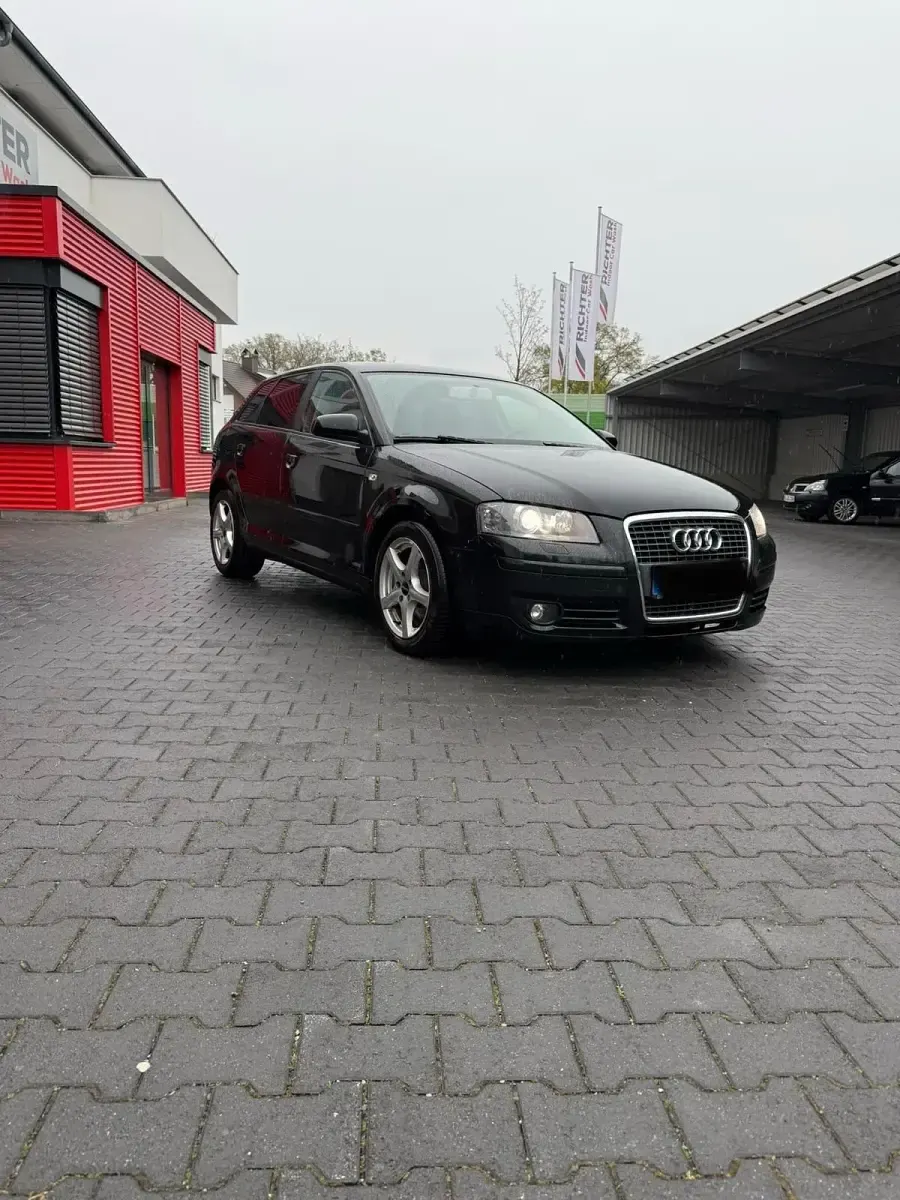 Gebraucht Audi A3 Premium 105 PS (77 kW) 2008 Schwarz Kleinwagen