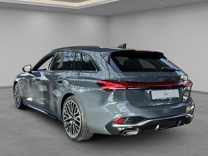 Neu Audi A5 Edition .1 252 PS (185 kW) 2025 Grau Kombi