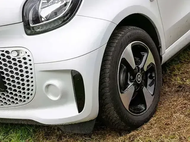 Gebraucht Smart ForTwo Electric Drive Premium 60 kW (82 PS) 2023 Weiß