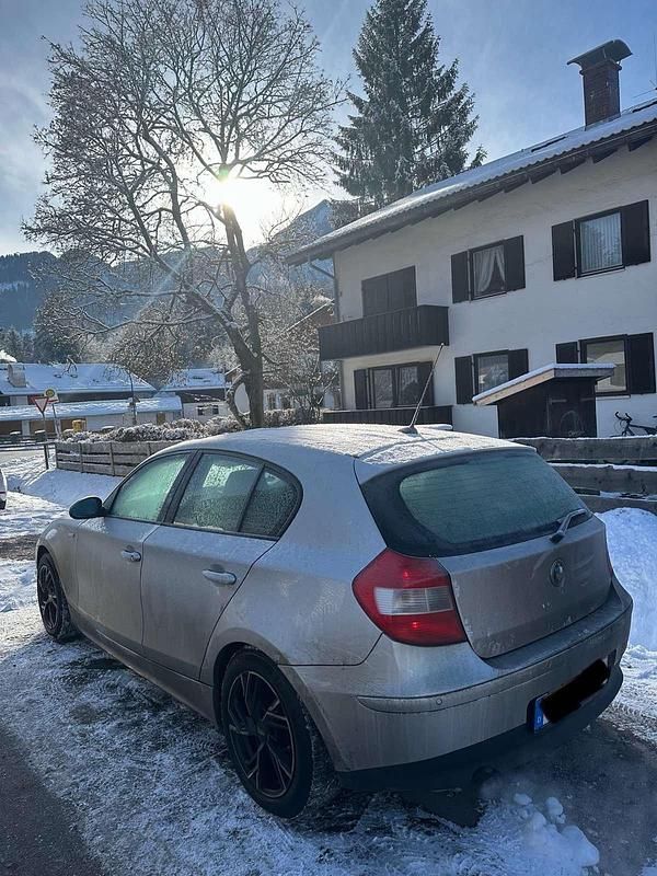 Gebraucht BMW 118 129 PS (94 kW) 2007 Grau Kleinwagen