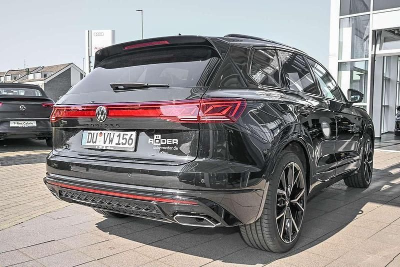 Gebraucht VW Touareg R-line 286 PS (210 kW) 2025 Schwarz SUV