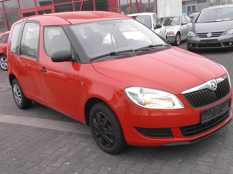 Gebraucht Skoda Roomster 86 PS (63 kW) 2014 Rot Van / Kleinbus
