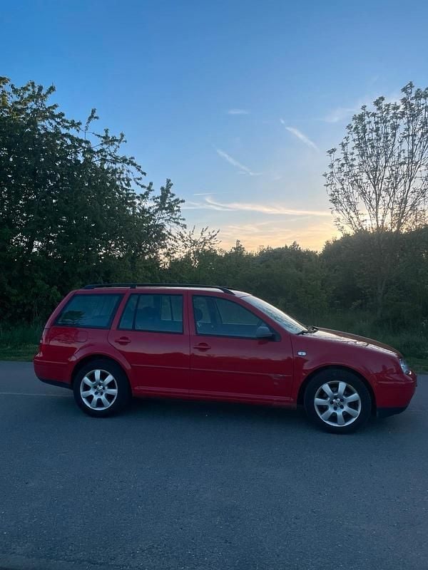 Gebraucht VW Golf IV 130 PS (95 kW) 2005 Rot Kombi