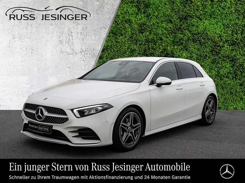 Weiß Gebraucht 2021 Mercedes A200 AMG Limousine | 26.880 € (Guter Preis) - Bild 1/3