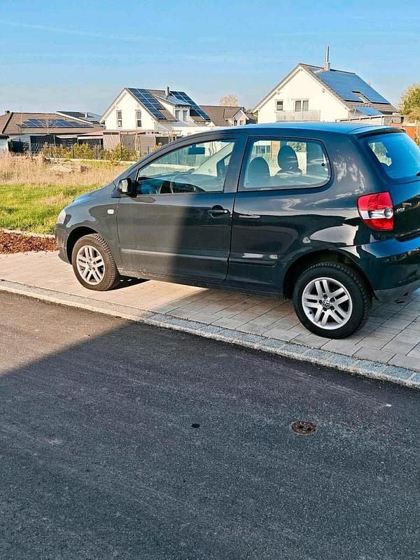 Gebraucht VW Fox 65 PS (47 kW) 2006 Grau Kleinwagen