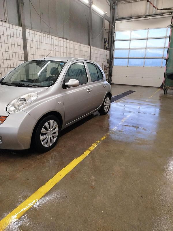 Gebraucht Nissan Micra 80 PS (58 kW) 2003 Silber Kleinwagen