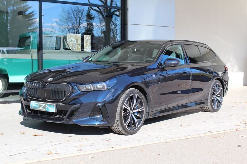 Schwarz Gebraucht 2024 BMW 540 M Sport Kombi | 75.995 € - Bild 1/4