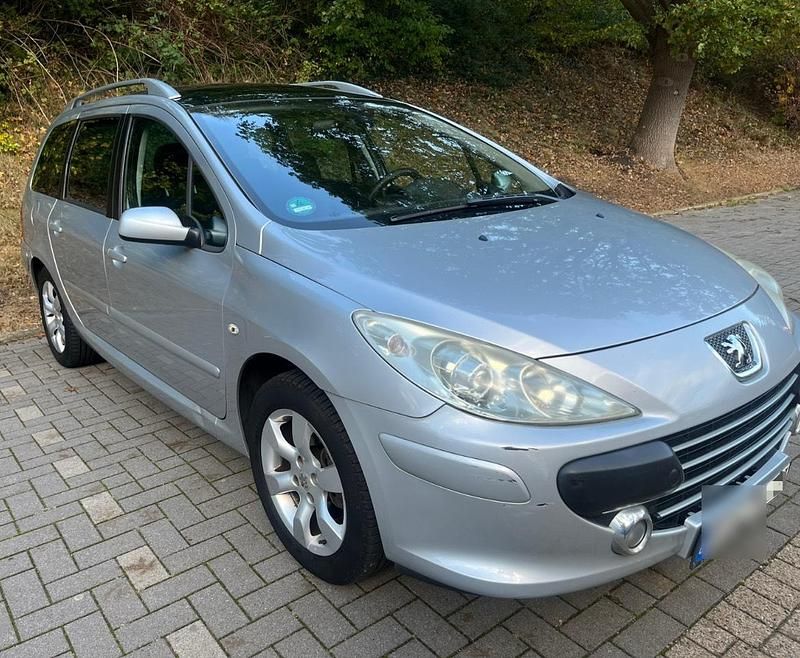 Silber Gebraucht 2007 Peugeot 307 Kombi | 3.000 € (Etwas zu teuer) - Bild 1/4
