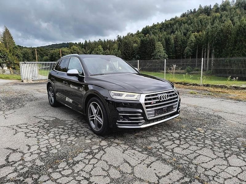 Schwarz Gebraucht 2018 Audi SQ5 S-Line SUV | 31.900 € (Fairer Preis) - Bild 1/4