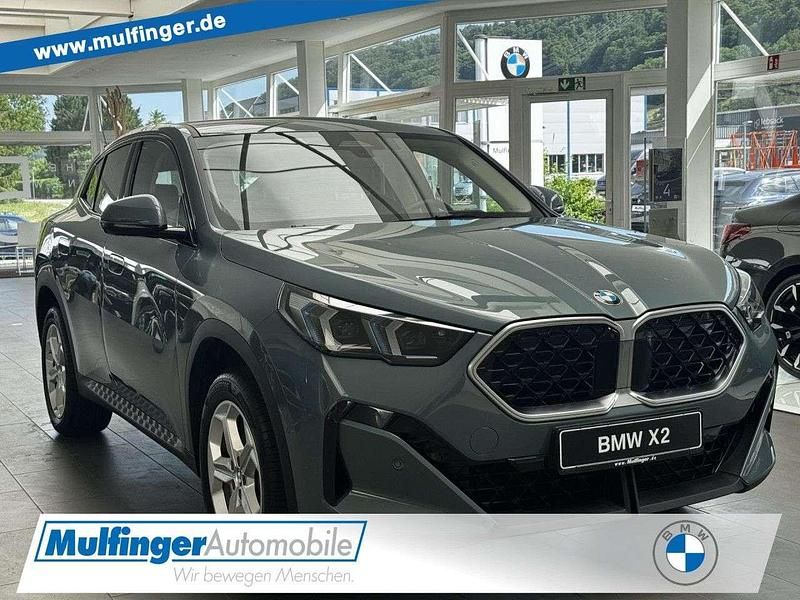 Cape york grün Gebraucht 2024 BMW X2 Sport Line SUV | 37.790 € (Guter Preis) - Bild 1/4