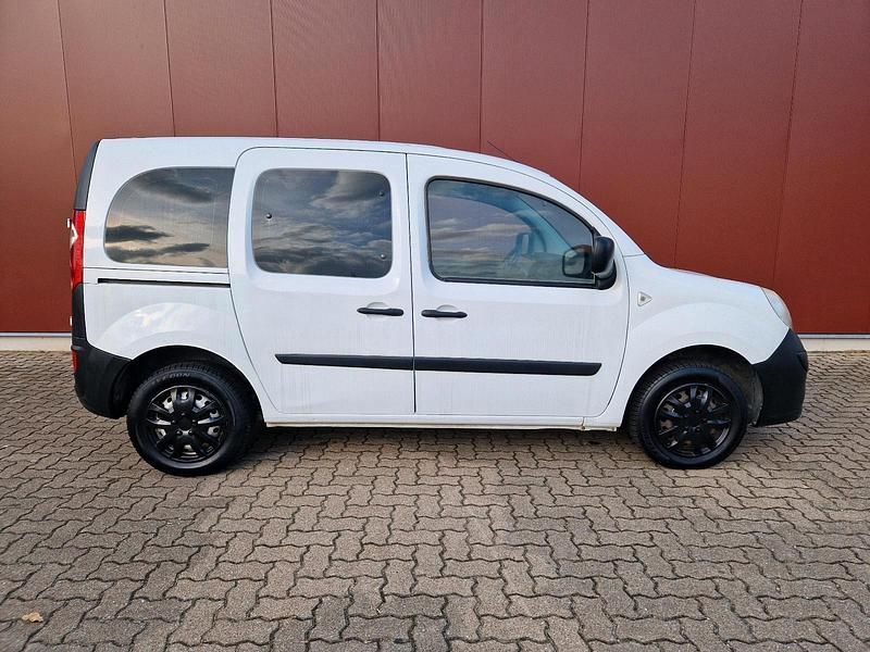 Gebraucht Renault Kangoo 68 PS (50 kW) 2009 Weiß Kombi