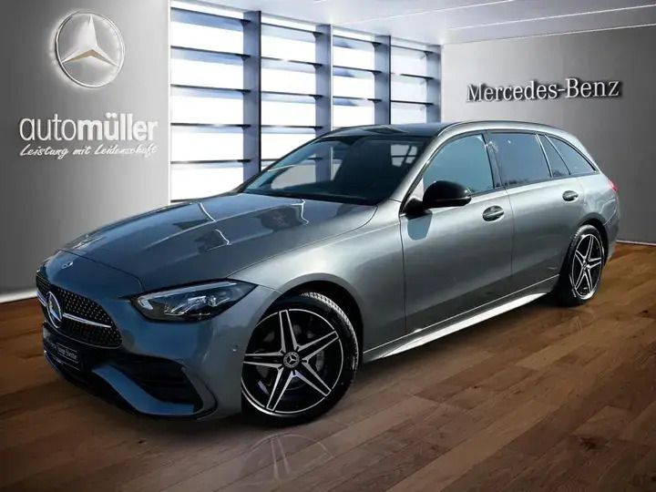 Grau Gebraucht 2023 Mercedes C220 AMG Kombi | 38.390 € (Fairer Preis) - Bild 1/4