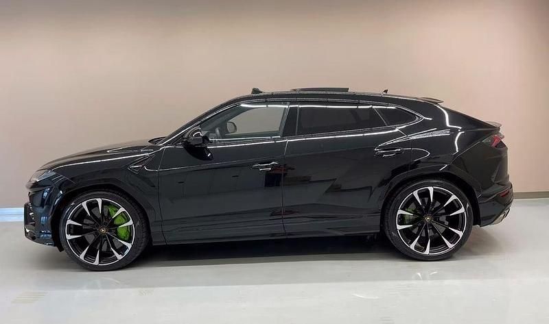 Schwarz Gebraucht 2022 Lamborghini Urus SUV | 227.500 € (Superpreis) - Bild 1/4