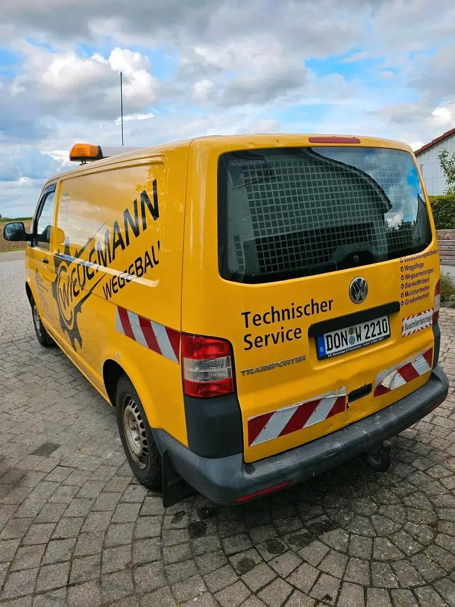 Używany VW Transporter 101 KM (74 kW) 2012 Żółty Van