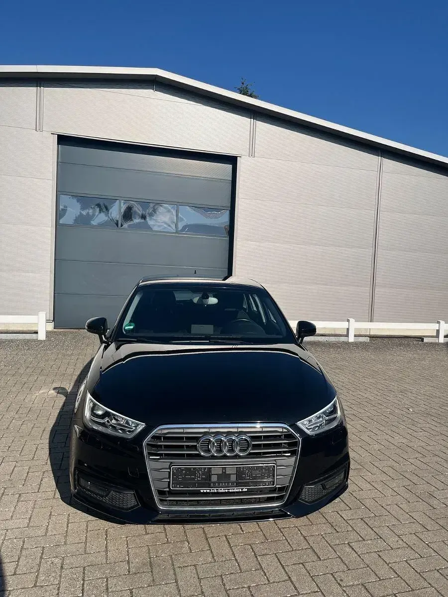 Gebraucht Audi A1 Sportback Sport 90 PS (66 kW) 2017 Schwarz Kleinwagen