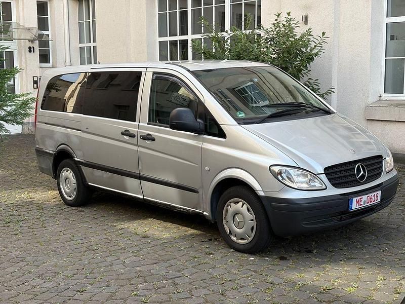 Gebraucht Mercedes Vito 150 PS (110 kW) 2005 Silber Van