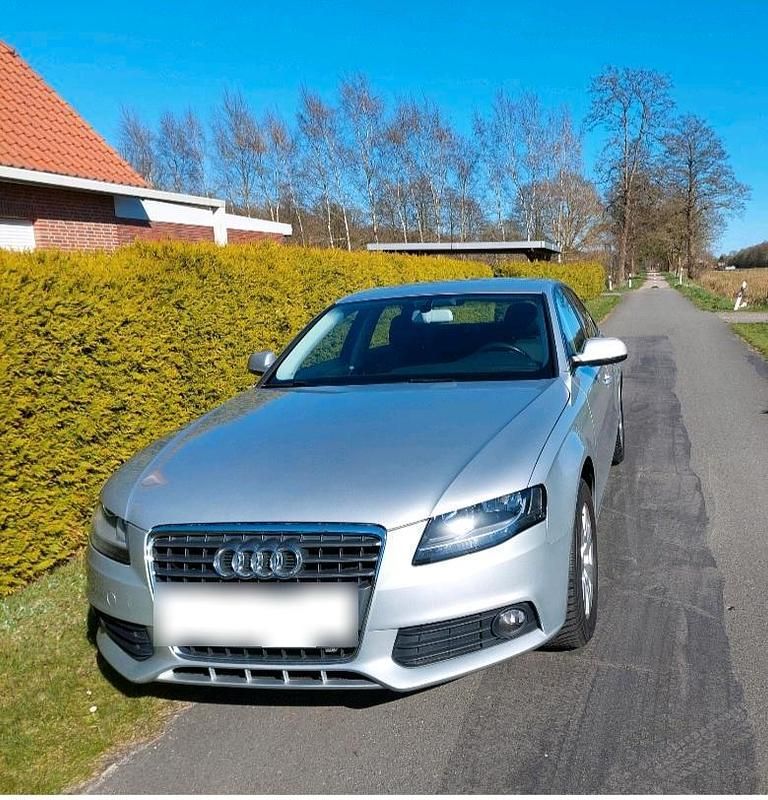 Gebraucht Audi A4 160 PS (117 kW) 2010 Silber Limousine