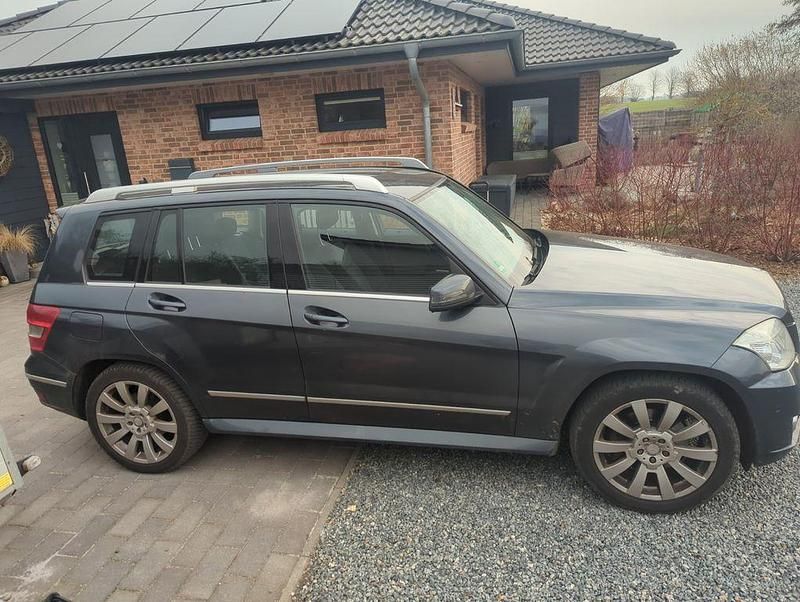 Gebraucht Mercedes GLK320 224 PS (164 kW) 2009 Grau SUV