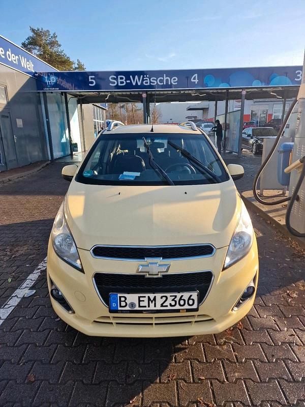 Gebraucht Chevrolet Spark 81 PS (59 kW) 2013 Gelb Kleinwagen