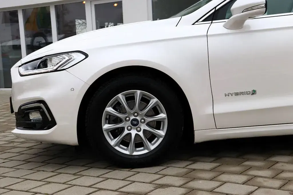 Gebraucht Ford Mondeo 188 PS (138 kW) 2019 Weiß Limousine