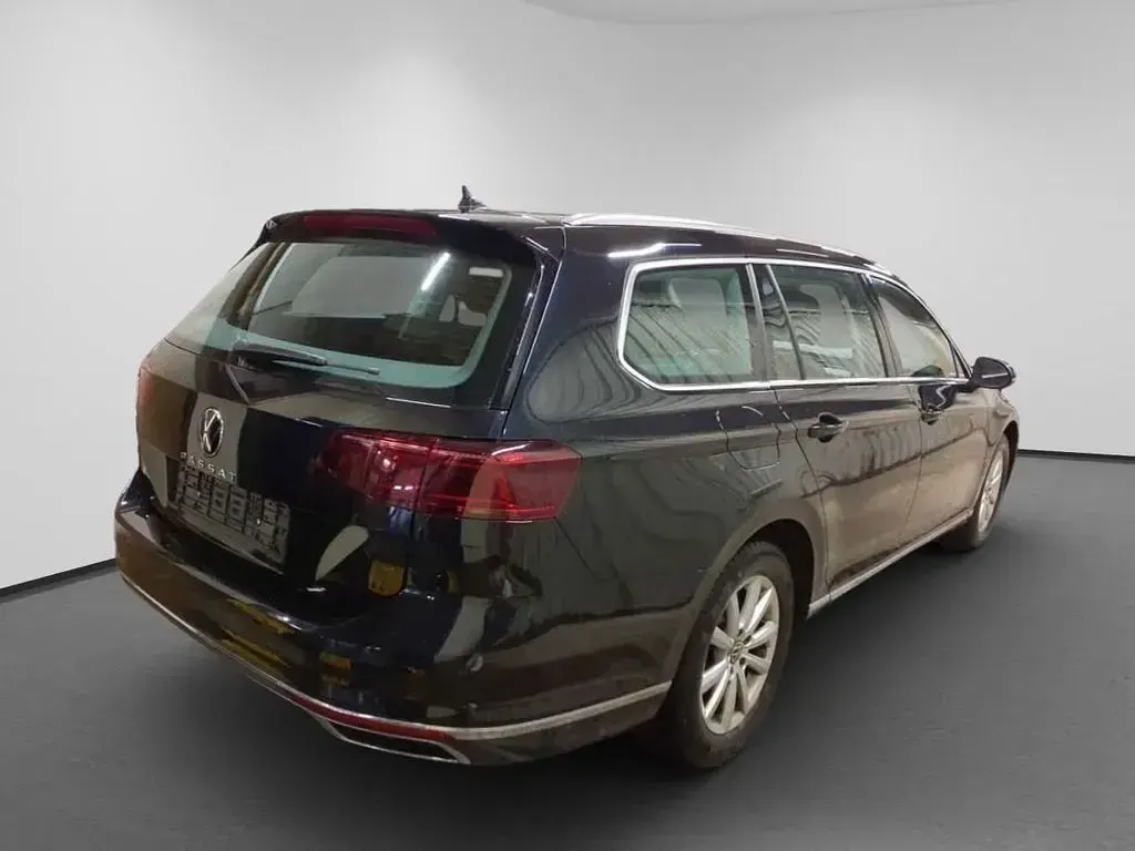 Używany VW Passat Elegance 200 KM (147 kW) 2021 Czarny Kombi