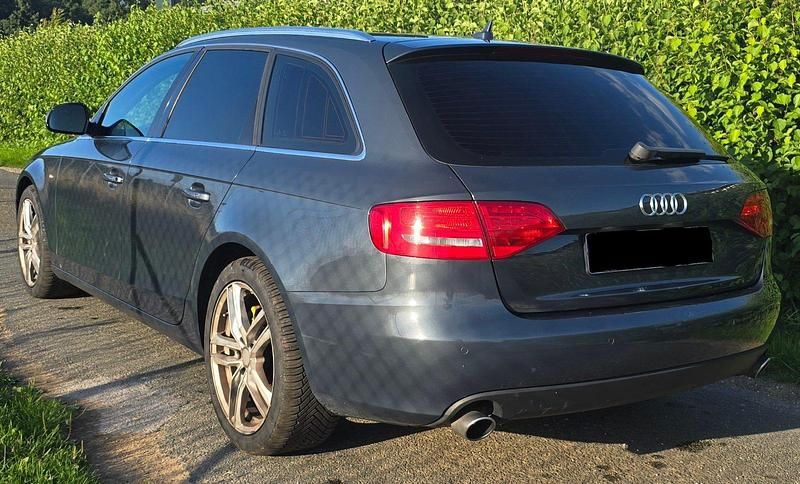 Grau Gebraucht 2008 Audi A4 S-Line Kombi | 9.500 € (Fairer Preis) - Bild 1/4