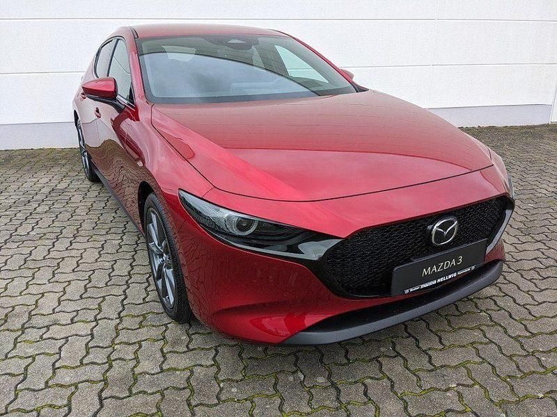 Neu Mazda 3 Exclusive 140 PS (102 kW) 2025 Soul red crystal metallic Limousine