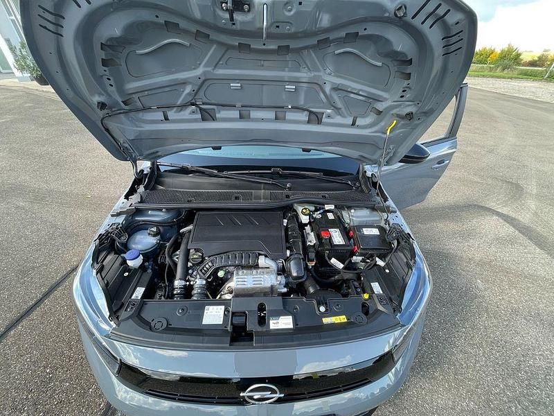 Neu Opel Corsa Edition 101 PS (74 kW) 2025 Grau Limousine