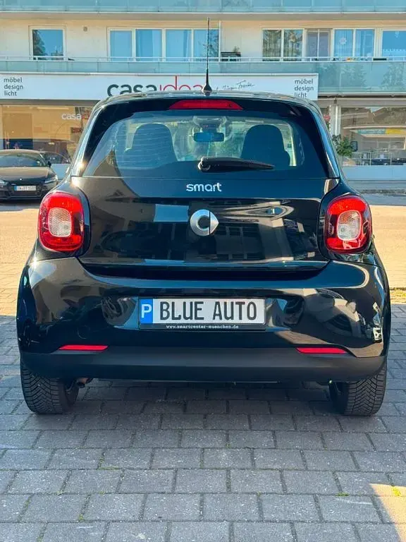 Gebraucht Smart ForFour Basis 71 PS (52 kW) 2017 Schwarz Kleinwagen