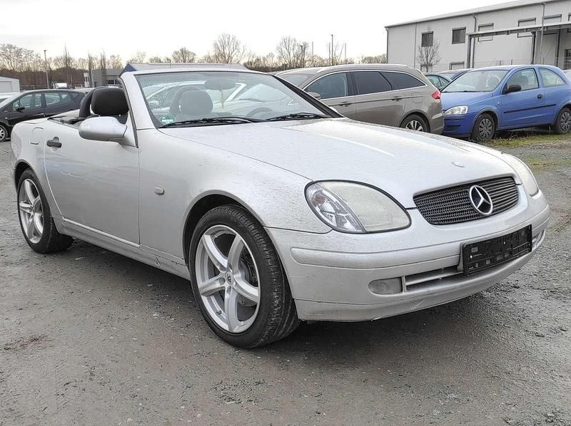 Gebraucht Mercedes SLK200 136 PS (100 kW) 1999 Silber Cabrio