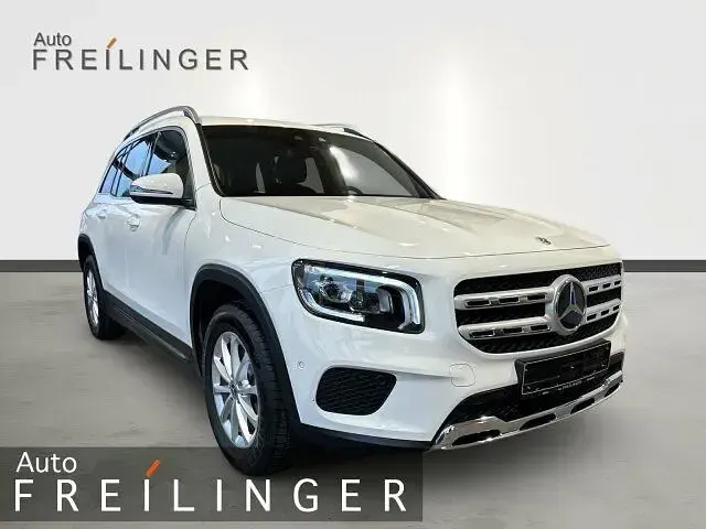Gebraucht Mercedes GLB200 Progressive 163 PS (119 kW) 2021 Weiß SUV