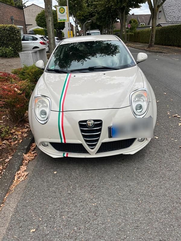 Weiß Gebraucht 2011 Alfa Romeo MiTo Kleinwagen | 2.499 € (Superpreis) - Bild 1/4