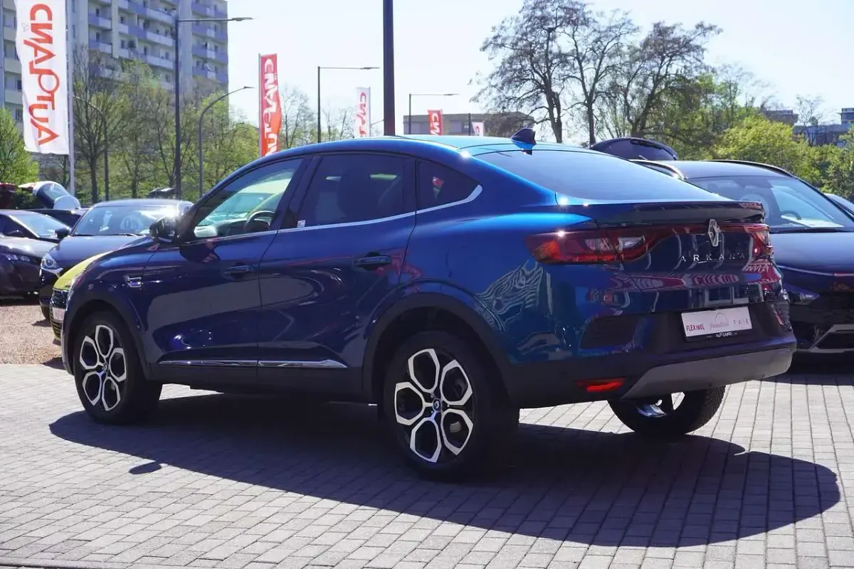 Gebraucht Renault Arkana Techno 140 PS (102 kW) 2024 Blau SUV