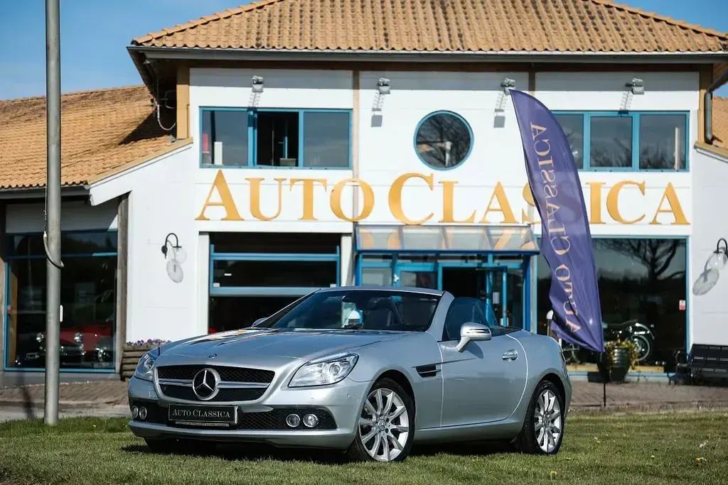 Gebraucht Mercedes SLK200 184 PS (135 kW) 2011 Silber Cabrio