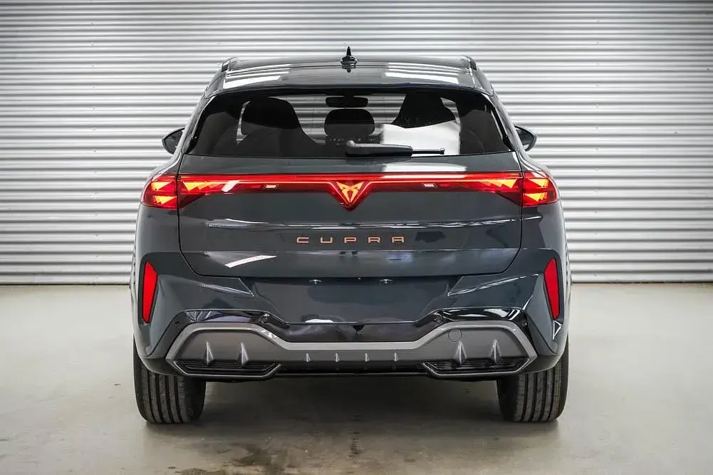 Neu Cupra Terramar 150 PS (110 kW) 2026 Fjord blau uni (9k) SUV