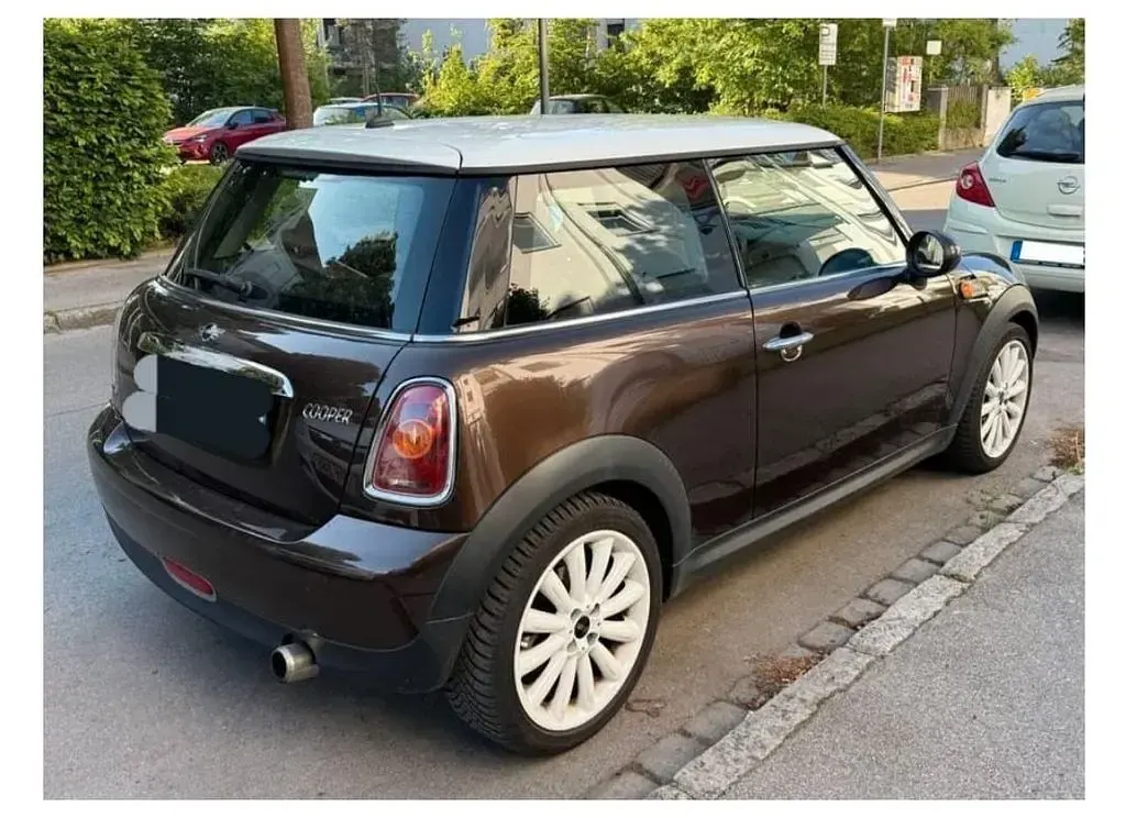 Usado Mini Cooper 120 CV (88 kW) 2010 Marrón Utilitario
