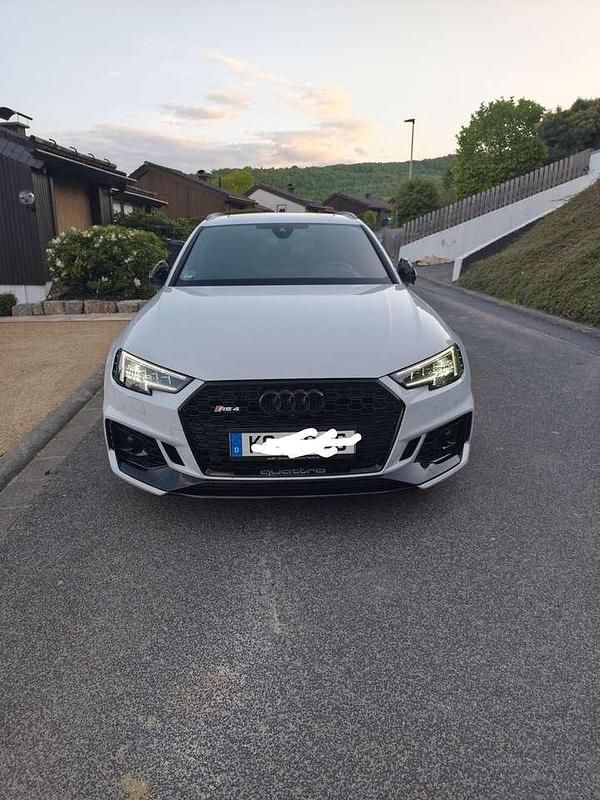 Gebraucht 2018 Audi RS4 Kombi | 56.900 € (Fairer Preis) - Bild 1/4