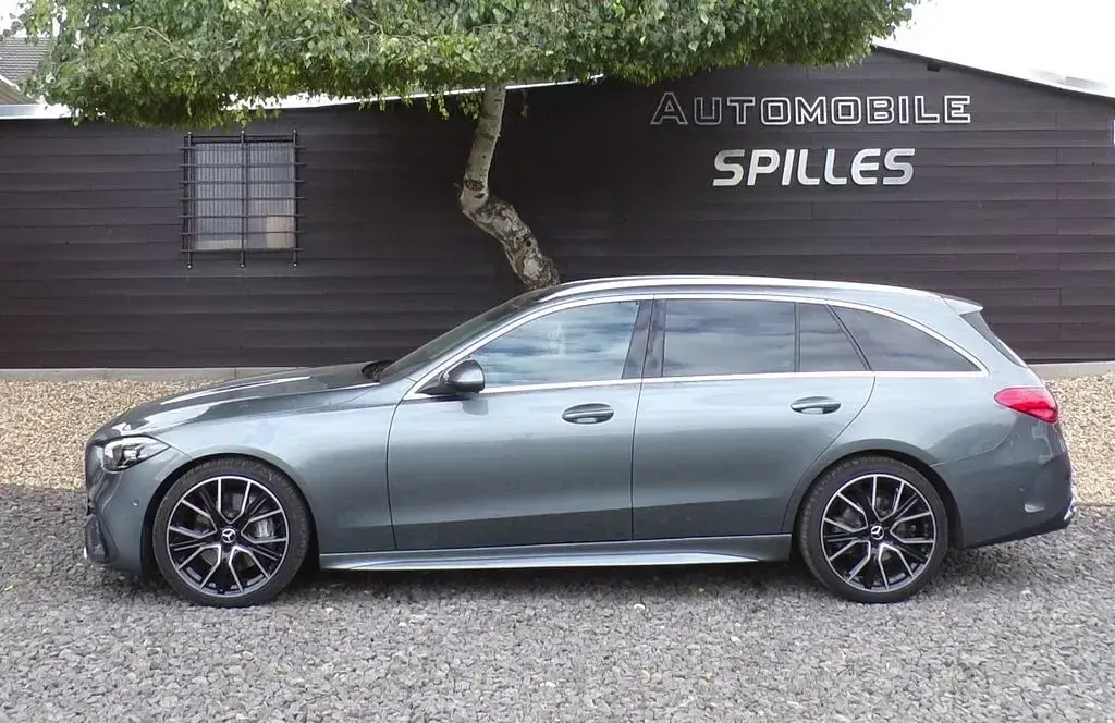 Gebraucht Mercedes C200 AMG line 224 PS (164 kW) 2022 Grau Limousine