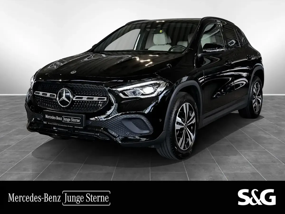 Gebraucht Mercedes GLA200 Progressive 163 PS (119 kW) 2023 SUV