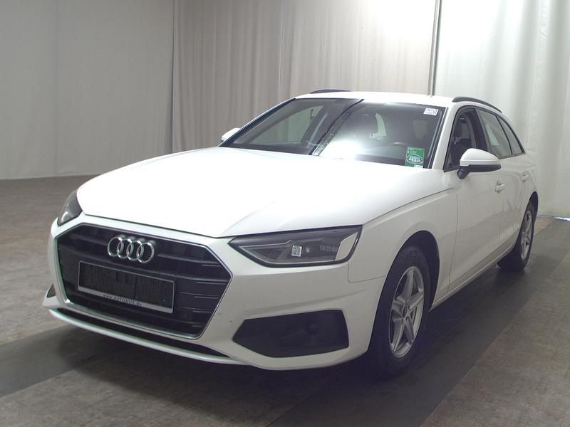 Gebraucht Audi A4 Basis 163 PS (119 kW) 2021 Weiss Kombi