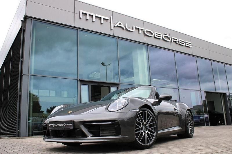 Achatgrau Neu 2025 Porsche 911 Carrera S Cabriolet Sport Cabrio | 163.900 € (Fairer Preis) - Bild 1/4