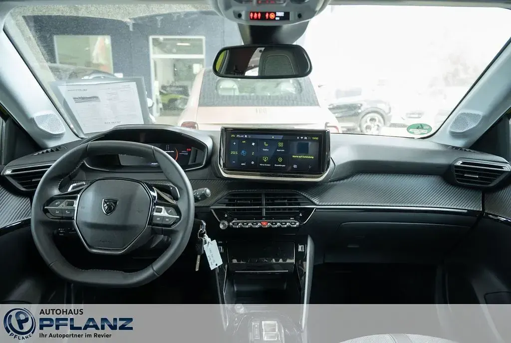 Gebraucht Peugeot 208 Allure 101 PS (74 kW) 2024 Gelb Kleinwagen