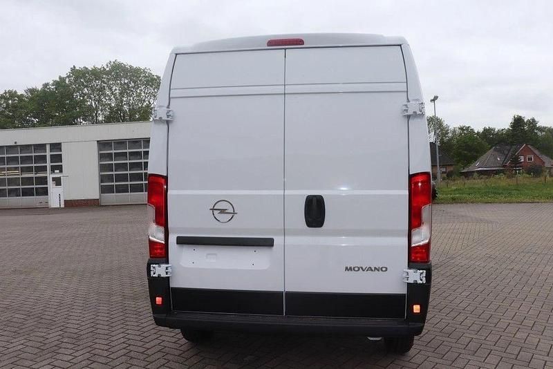 Gebraucht Opel Movano 140 PS (102 kW) 2025 Weiss Van